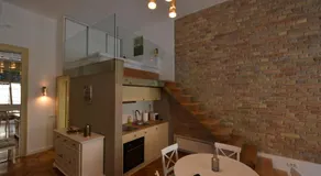 VISAJ Deluxe Downtown - Image 3