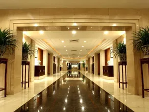 Bell Tower Hotel - Image 3