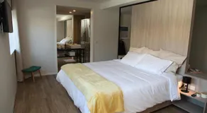 Novabila Guesthouse - Image 5
