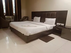 Hotel Pragati Inn - Image 4