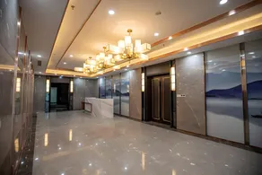 Bei Hu Hotel - Image 2
