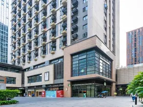 Runxi Hotel Apartment (Shenzhen Hi-tech Park Metro Station Vientiane World Branch) - Image 2