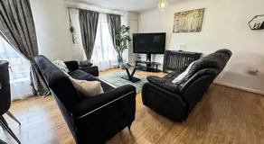 Spacious Beautiful London 2 Bedroom Apartment - 2 Bathrooms - Image 2