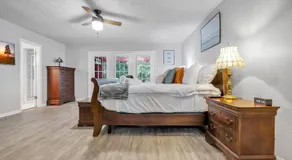 Hudson Manor home - Image 2