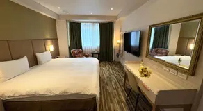 Grace Hotel - Image 2
