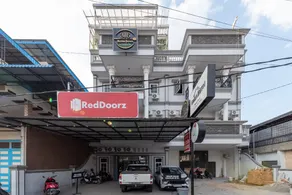 RedDoorz near Stasiun Pematangsiantar - Image 5
