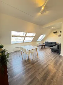 Bright apartment in Antwerp - Image 3
