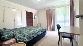 Walk to Market Square and Garden City! MacGregor - Image 1