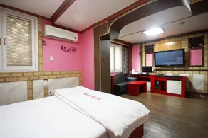 Daegu Gyeongbuk University Rose - Image 2