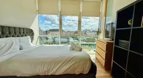 City Centre Glasgow 2BR - 2 Bathrooms - Parking - Image 2