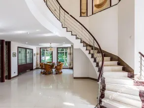 Sanya Dragon Bay Emerald Valley Phase I Villa - Image 3