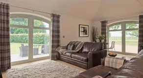Discovery - Luxury Cosy Country Escape - Image 2