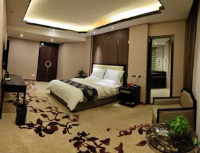 Peak International Hotel - Image 2