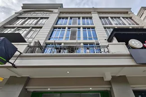 Urbanview Green Lake Sunter Residence - Image 2
