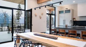 Ghost Peak Chalet - Ski-In Access - Image 3
