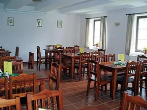 Česká Hospoda - hlavní budova s restaurací, Depandance 1, Depandance 2 - Image 2