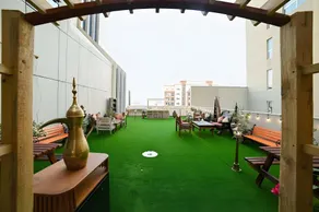 Seven Seas Hotel - Image 4