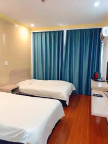 Nanfeng Hotel (Haining Railway Station Branch) - Image 2