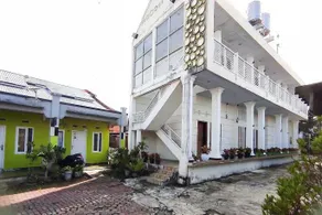 Ayi The Costel Syariah Bengkulu Mitra RedDoorz - Image 5
