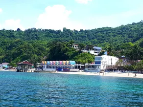 Destino Beach Club Dive Resort And Hotel - Image 4