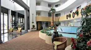 Vacation in Comfort and luxury - "THE SHERWIN" Oceanfront Condominium 906 - Image 4