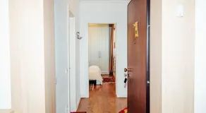 Metro Suites - Image 4