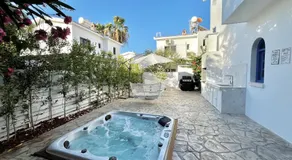 STAY Cavo Bay Villa - Image 3