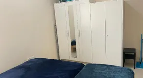 Ladies only Feel like at home, among sisters - Image 2