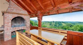 Pet Friendly Home In Slavetic - Image 3