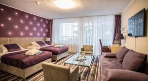 Hotel New Wave - Image 2