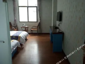 Luojingshan Xinyuan Hotel - Image 3