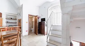 Casa Colombo & Casa Scipione by Rentbeat - Image 4