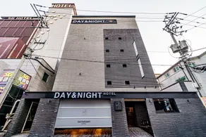 Day & Night Hotel - Image 5