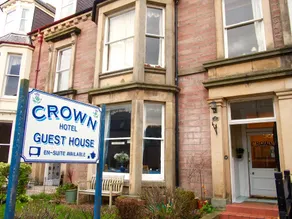 Crown Hotel Guesthouse - Image 1