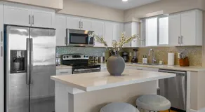 Oceanfront Serenity - 2BR Marina del Rey Luxury Suite - Image 4