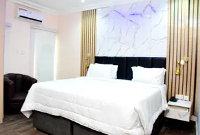 10 Kobo Hotel & Suites - Image 4