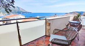 Lux M & A Apartments - Image 4