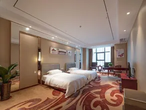 Arcadia Rong Yi Warmth Hotel - Image 4