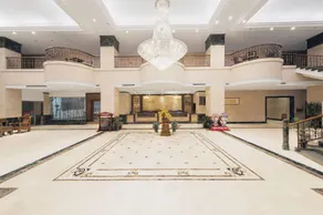 Karst International Hotel (Huanjiang Bridge Branch) - Image 2