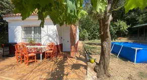 Forest House with Pool & Shared Garden - Image 2