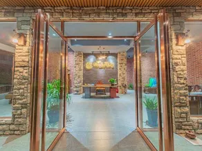 Danxia Mountain Panshan Hostel - Image 4