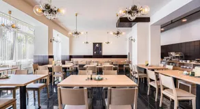 EA Hotel Lipno - Image 4