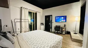 Costero Inn - Not Hotel - Image 2