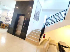 De La Charis Hotel Kediri - Image 3