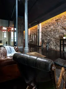 Poshtel Bilbao - Premium Hostel - Image 2