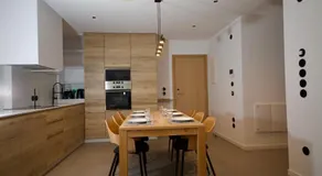 Amando Perez Suites - Image 2