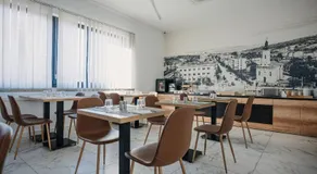 IG Hotel - Image 3