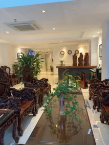 Khanh Linh Hotel - Image 2