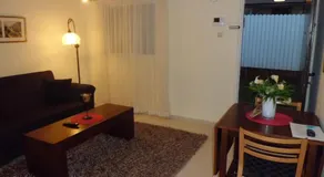 לינה במרכז - Accommodation in the center - Image 5