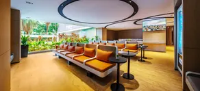 Hotel Singapore on Kitchener - Image 3